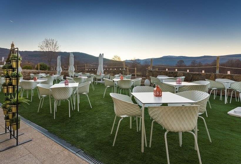 田舎風ホテル Izan Puerta de Gredos