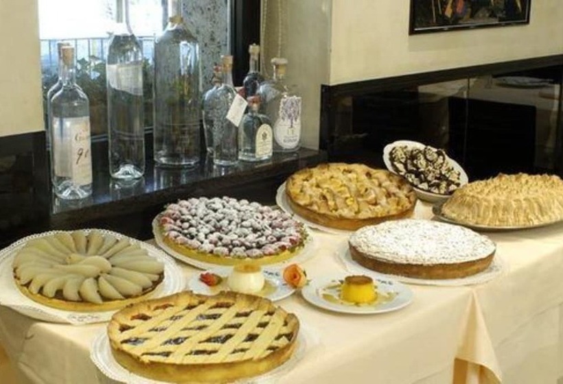 Mokinba Hotels Sant Ambroeus