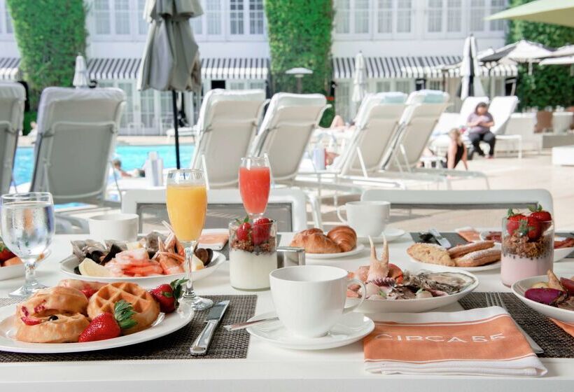 호텔 The Beverly Hilton