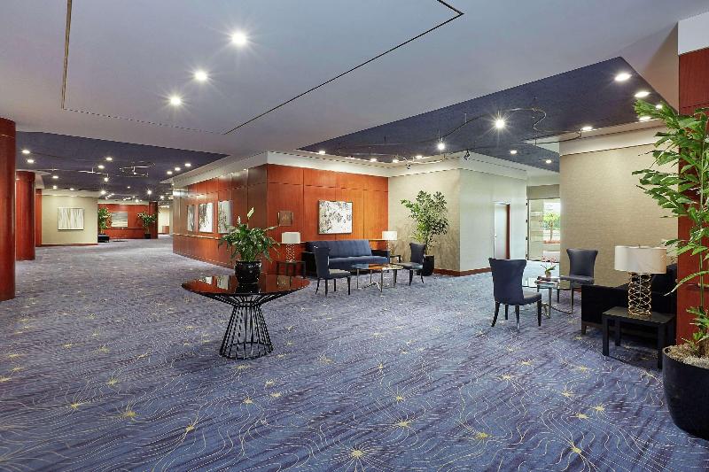 هتل The Beverly Hilton