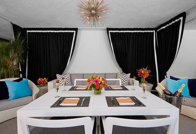 هتل The Beverly Hilton