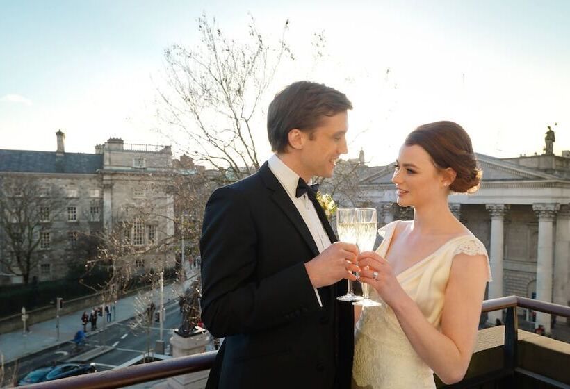 The College Green Dublin Hotel, Autograph Collection