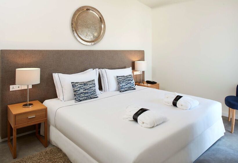 בית מלון כפרי Tivoli Lagos