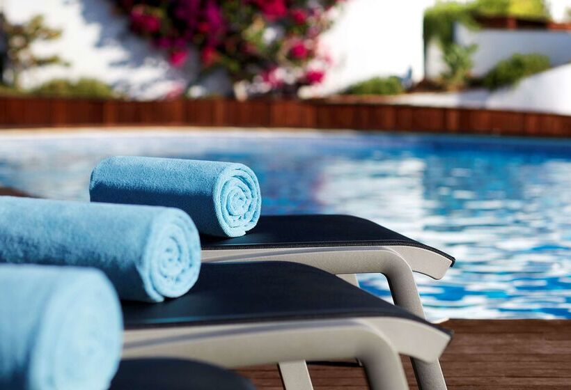 בית מלון כפרי Tivoli Lagos