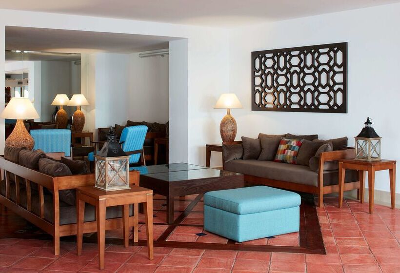 בית מלון כפרי Tivoli Lagos