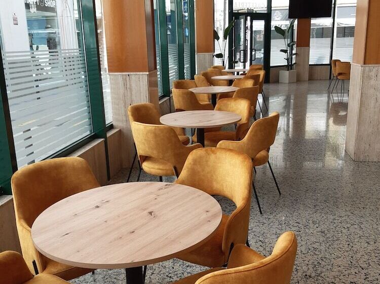 호텔 Torremar Mares