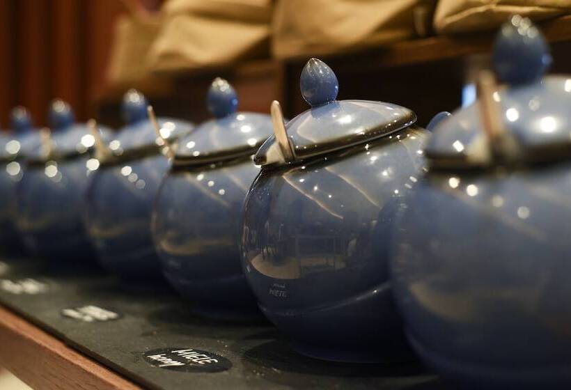 Unahotels Cusani Milano