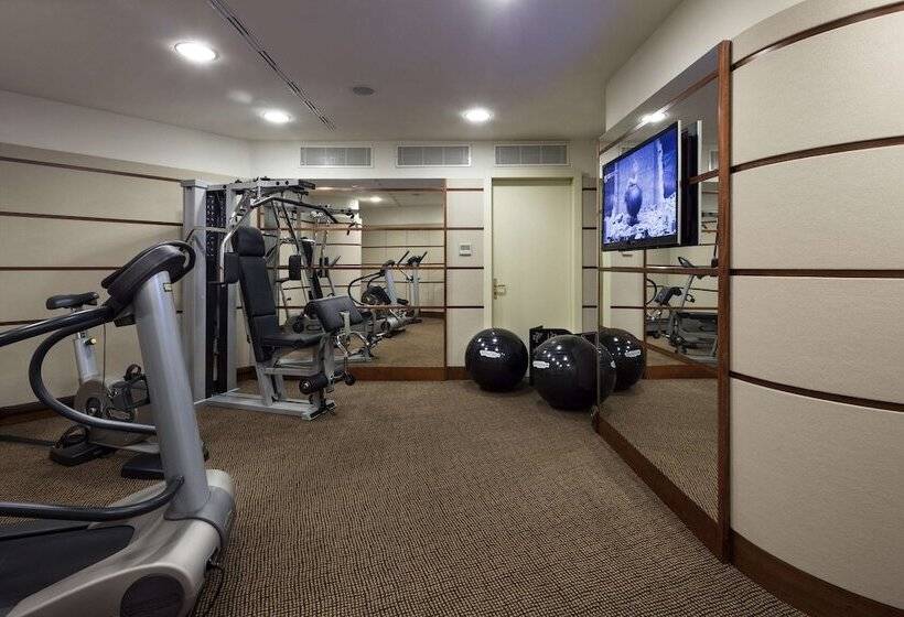 Unahotels Cusani Milano