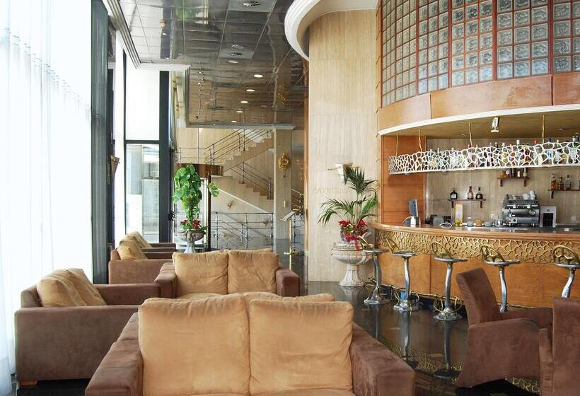 호텔 Vila Real Palace