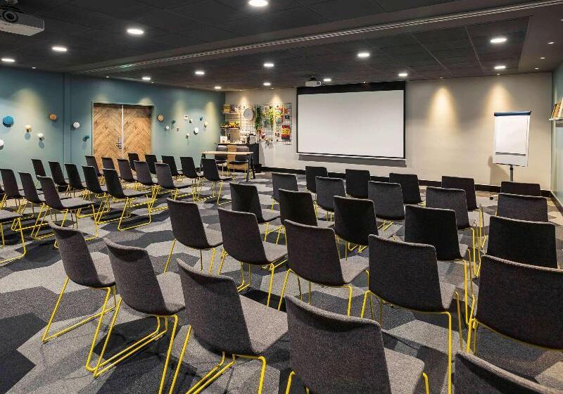 Novotel London Tower Bridge