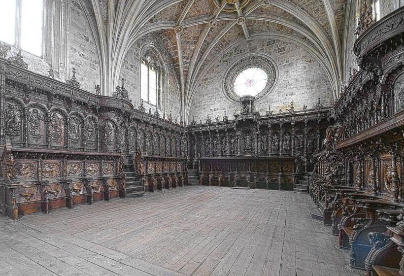 Parador De Turismo De León