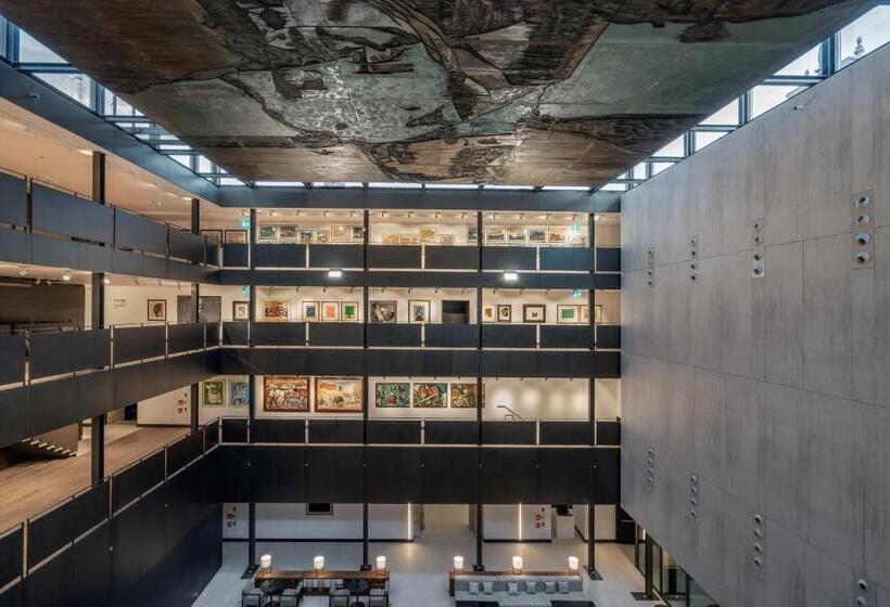 Parador De Turismo De León