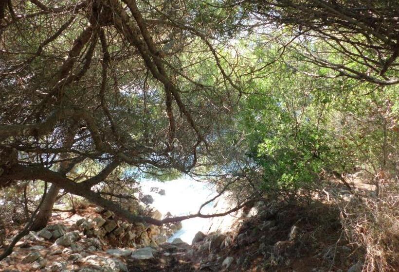 Priscapac Resort & Apartments