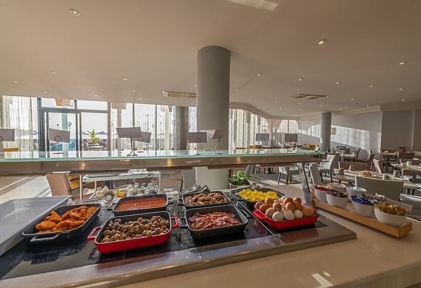 Radisson Blu Resort, Malta St. Julian S