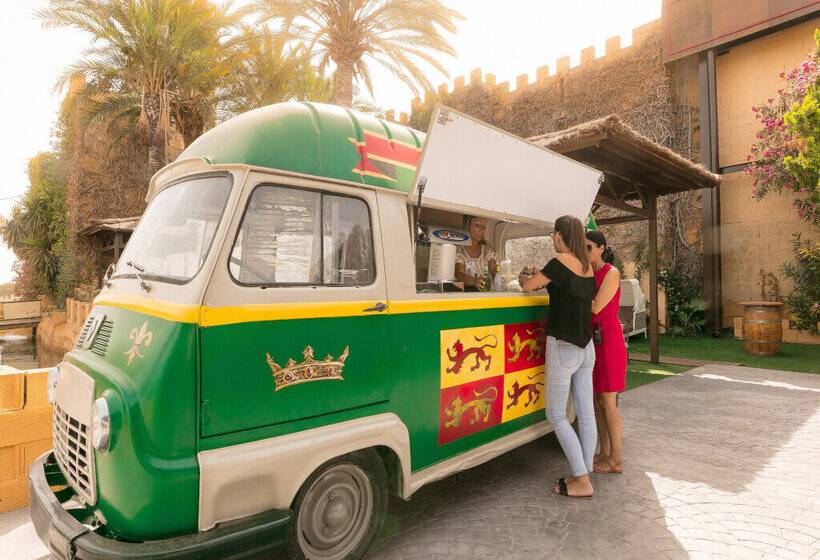 استراحتگاه Magic Robin Hood