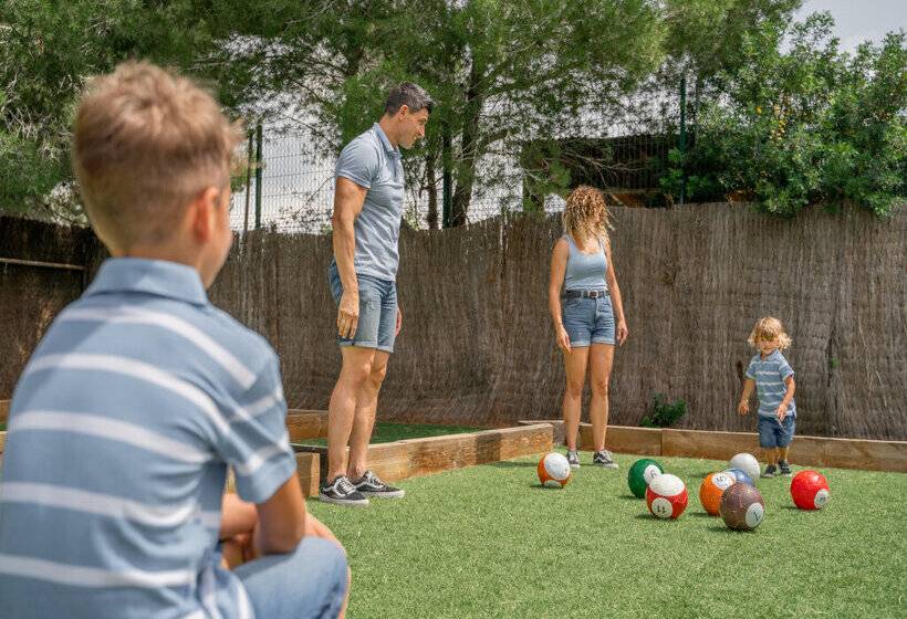 استراحتگاه Magic Robin Hood