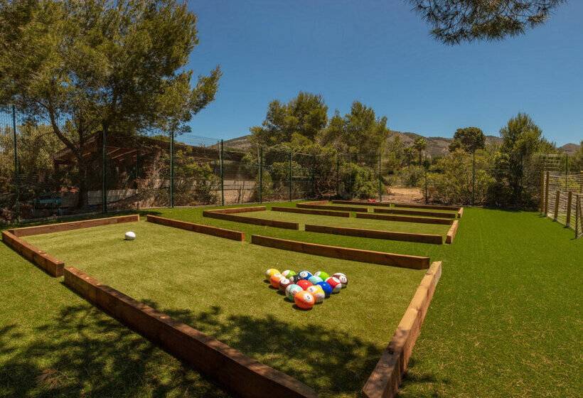 استراحتگاه Magic Robin Hood