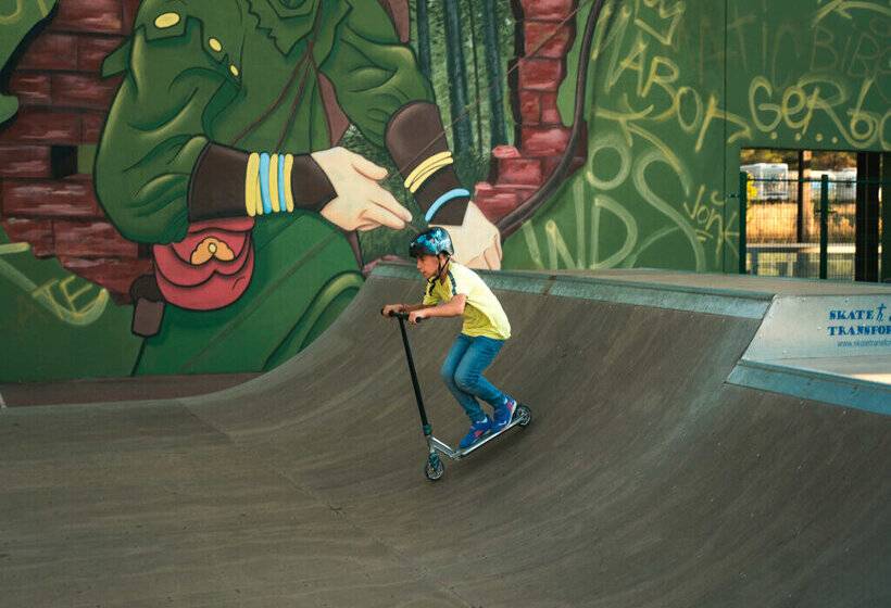 استراحتگاه Magic Robin Hood