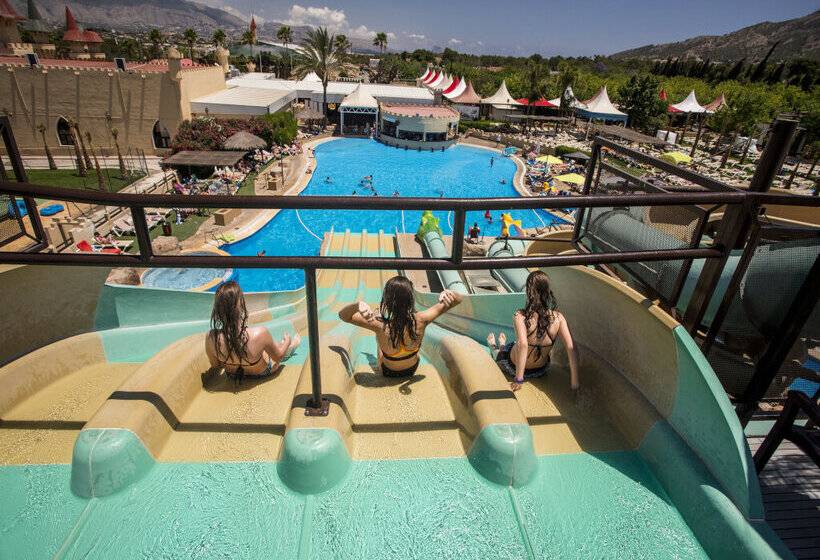 استراحتگاه Magic Robin Hood