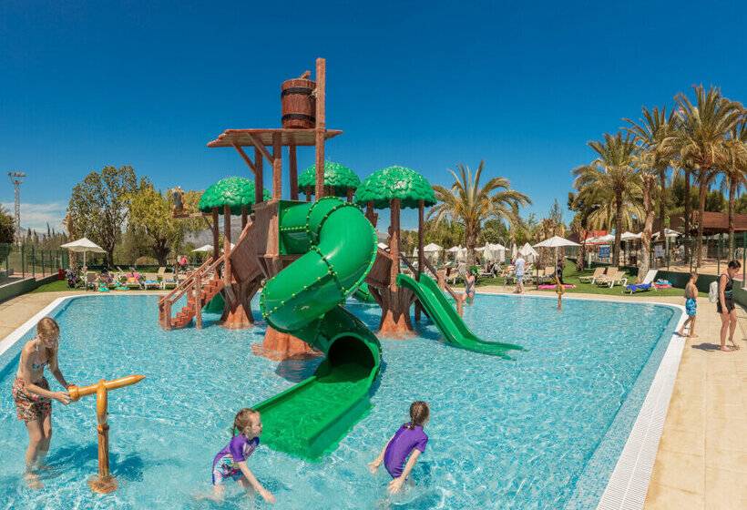 استراحتگاه Magic Robin Hood