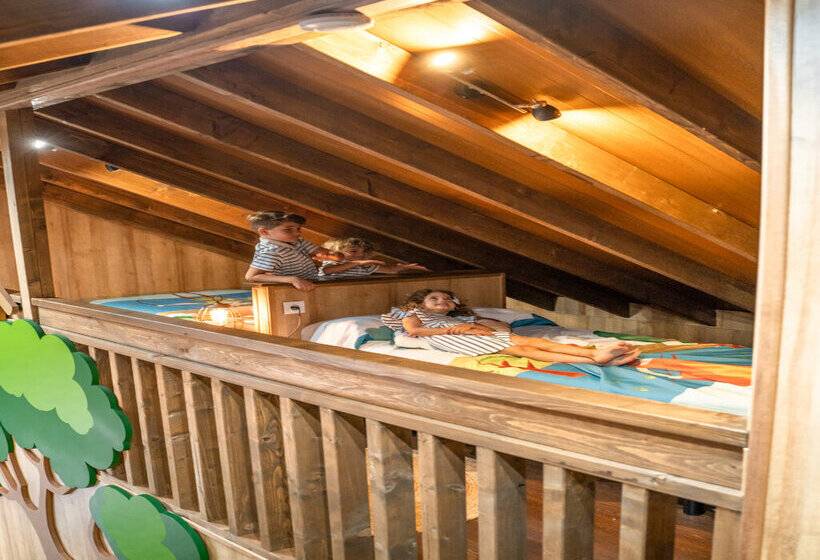 استراحتگاه Magic Robin Hood