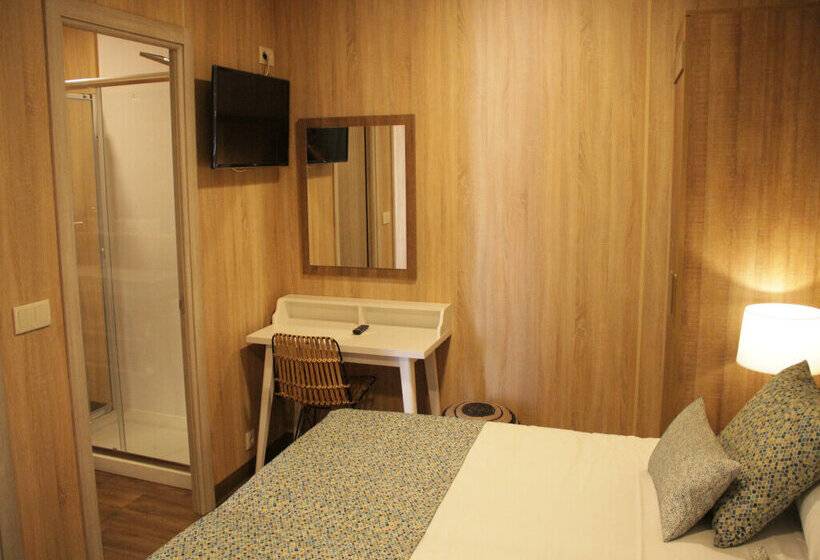 استراحتگاه Magic Robin Hood