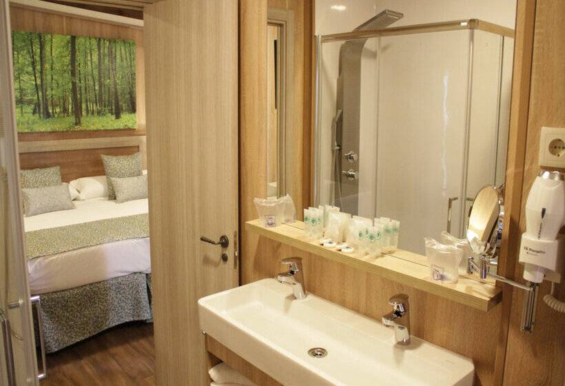 استراحتگاه Magic Robin Hood