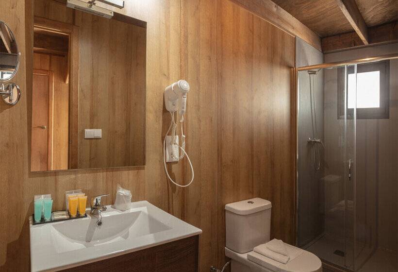 استراحتگاه Magic Robin Hood