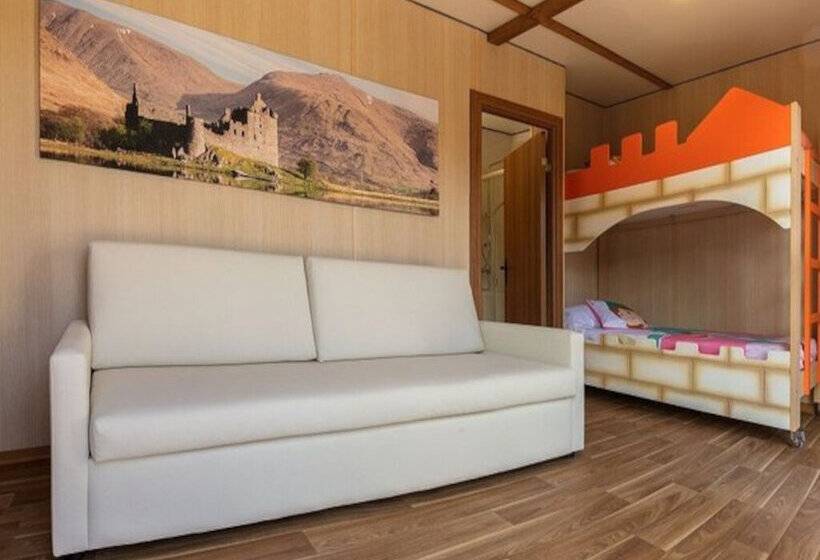 استراحتگاه Magic Robin Hood