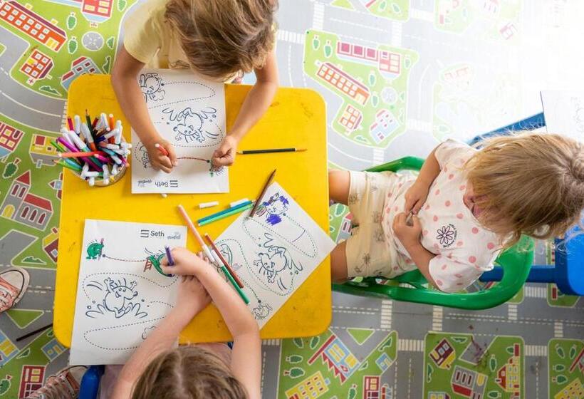 Seth Mestral & Llebeig