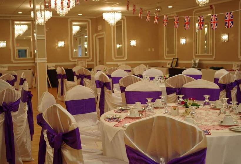 Causeway Bay Hotel Sparwood