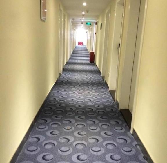 酒店 7 Days Inn Guangzhou  Jingxi Nanfang Hospital Station Branch