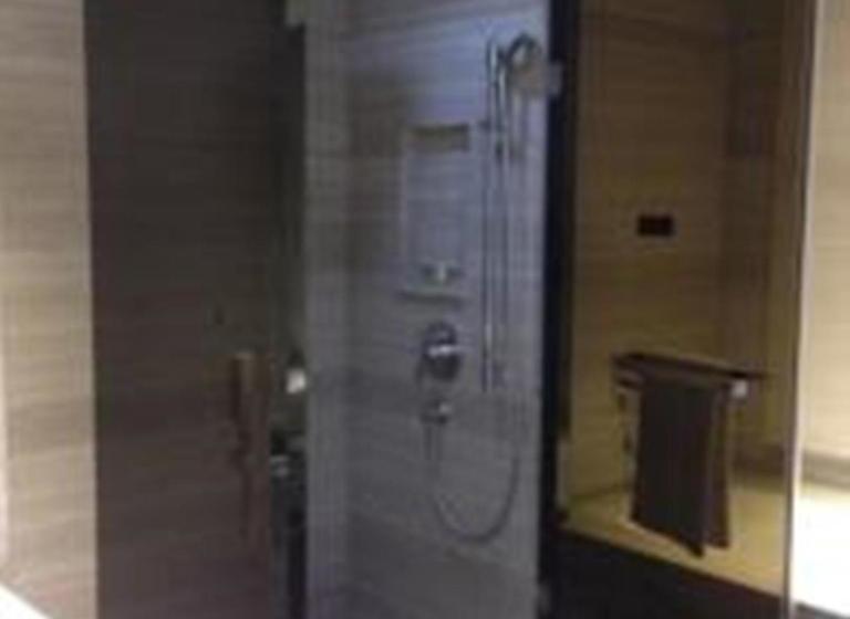 فندق 7days Inn Urumuqi West Kashi Road Airport