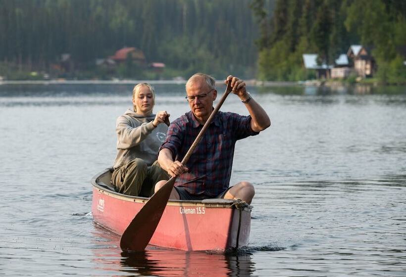 Отель Beaver Guestranch