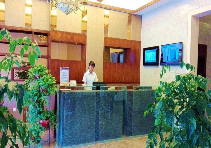 Отель Greentree Alliance Jiangsu Province Lianyungang Nanchang Road