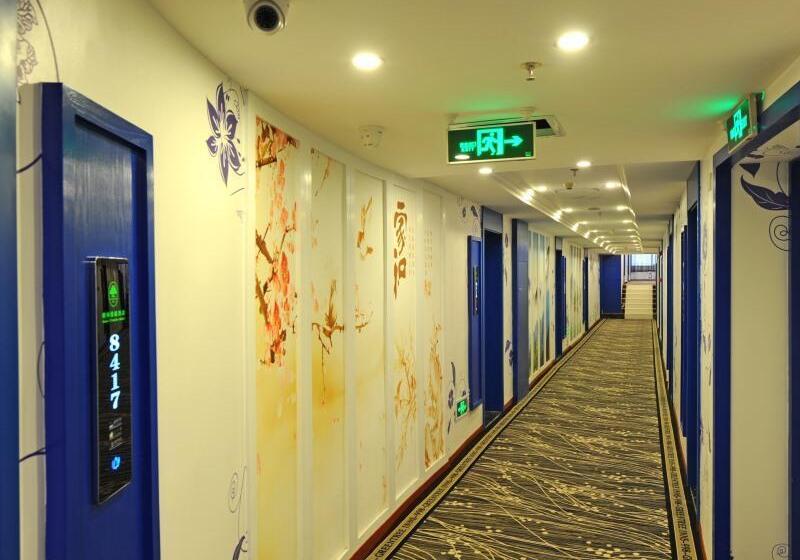 בית מלון כפרי Greentree Inn Guangyuan Lizhou West Road Business