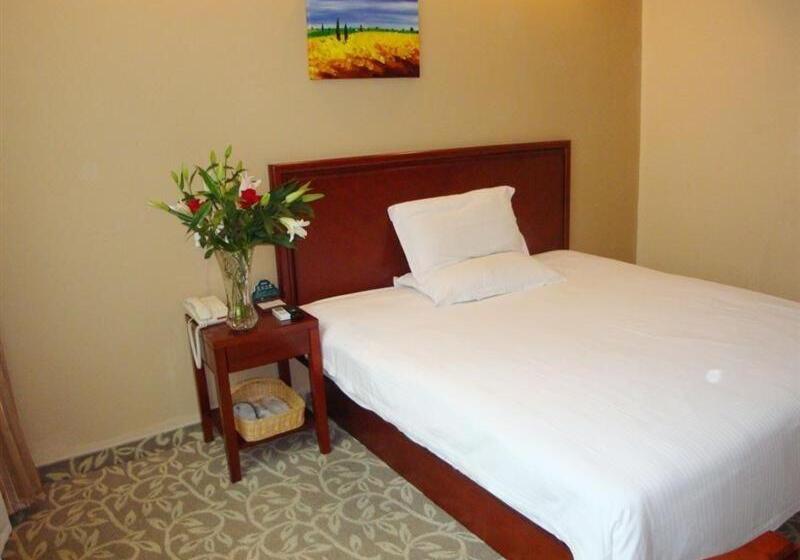 Hotelli Greentree Inn Shanghai Nanqiao Nanfeng Highway Express