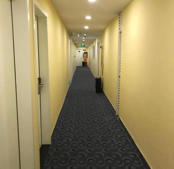 Otel 7days Inn Shenzhen Diwang Building Honggui Road Branch