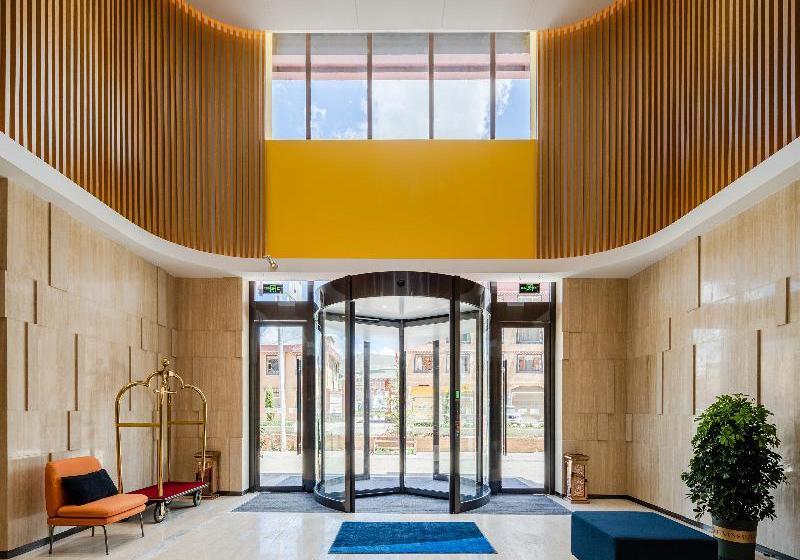 Отель Holiday Inn Express Litang, An Ihg