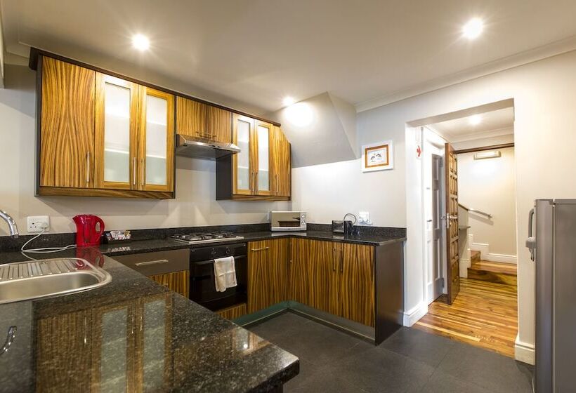 酒店 Orange Inn Knysna