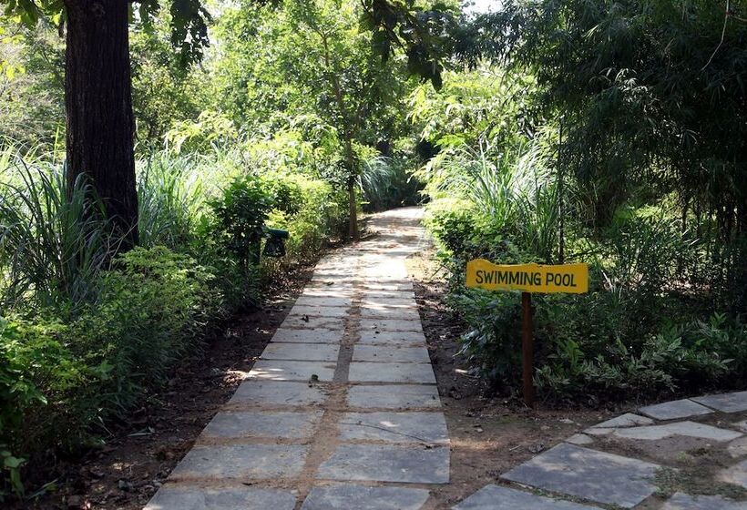 Отель The Bagh   A Forest Retreat Kanha
