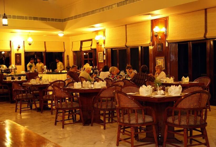 Отель The Bagh   A Forest Retreat Kanha