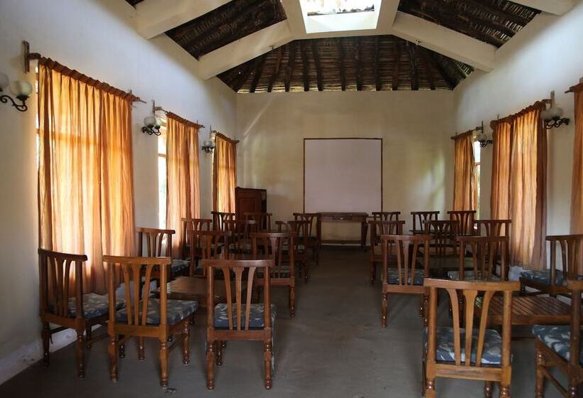 Отель The Bagh   A Forest Retreat Kanha