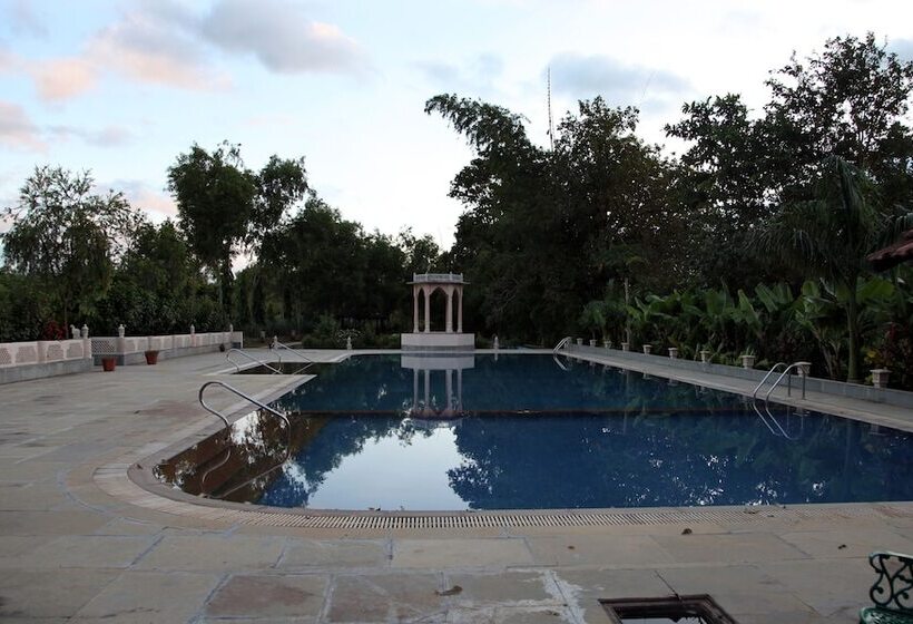 Отель The Bagh   A Forest Retreat Kanha