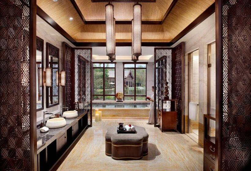 هتل Wanda Vista Resort Xishuangbanna