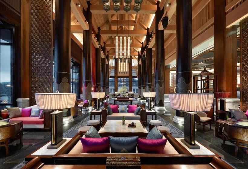 هتل Wanda Vista Resort Xishuangbanna