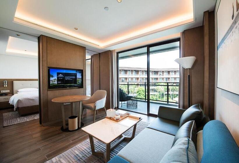 בית מלון כפרי Wingate By Wyndham Hainan Chengmai