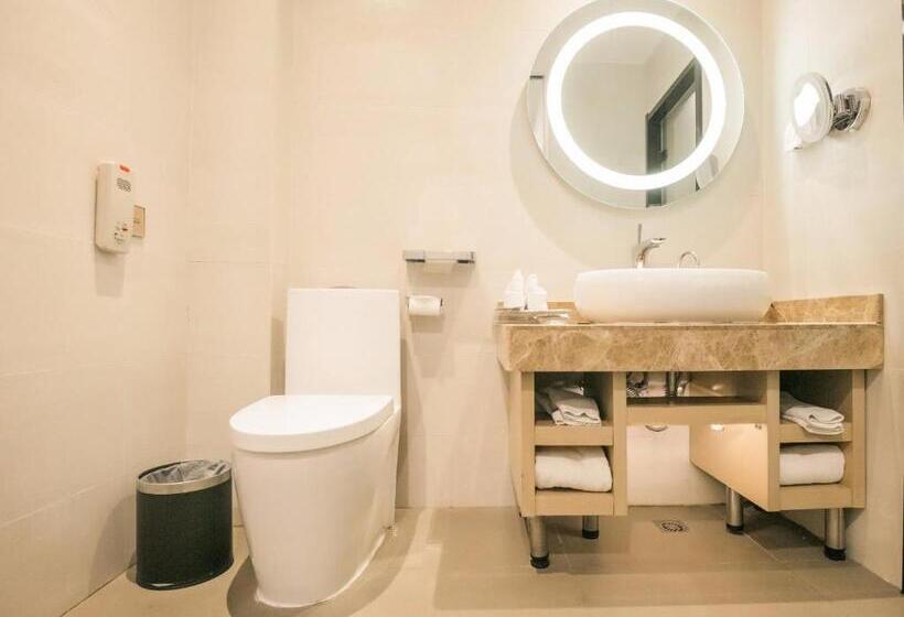 Lavande Hotel Dalian Malan Square Metro Station