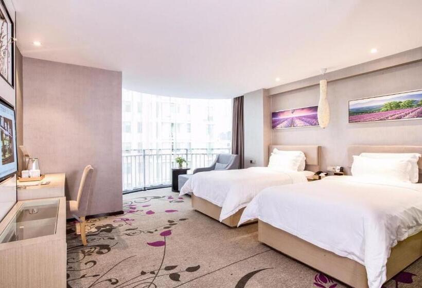 Lavande Hotel Nanchang West Railway Station Xinjian Branch