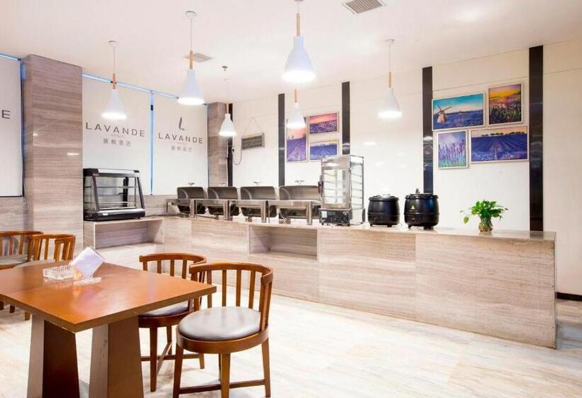 Lavande Hotel Nanchang West Railway Station Xinjian Branch